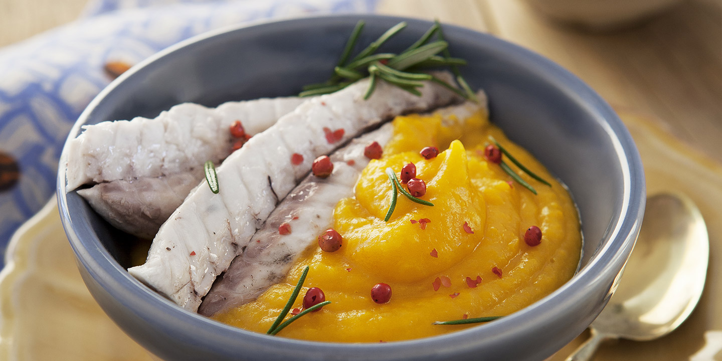 Purée de potiron au romarin avec filets de maquereau