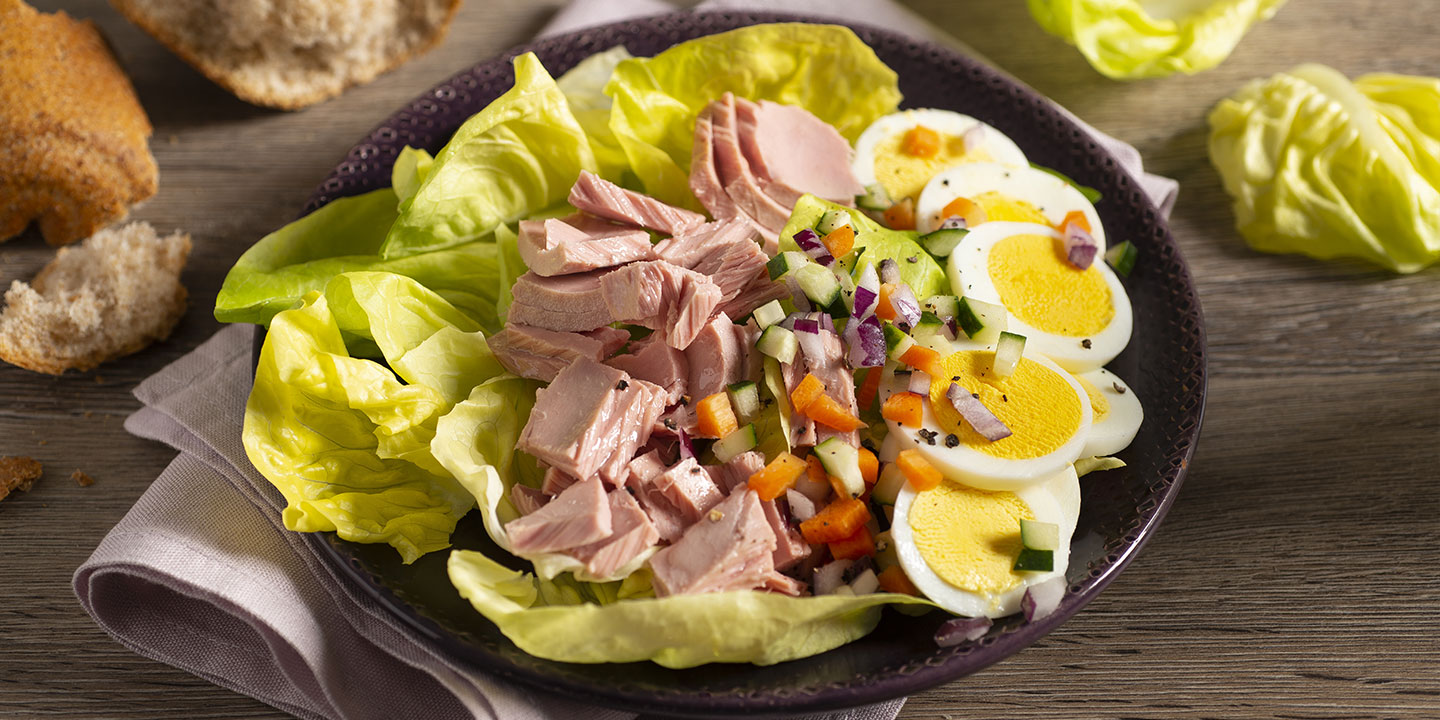 Salade au thon et aux œufs