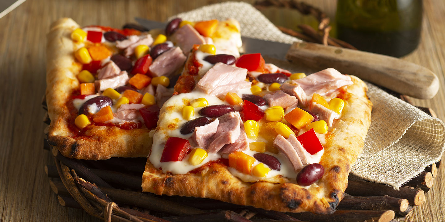Pizza savoureuse à base d’Insalatissime Messicana