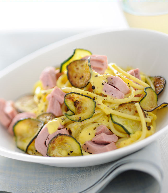 Spaghetti carbonara au thon et aux courgettes