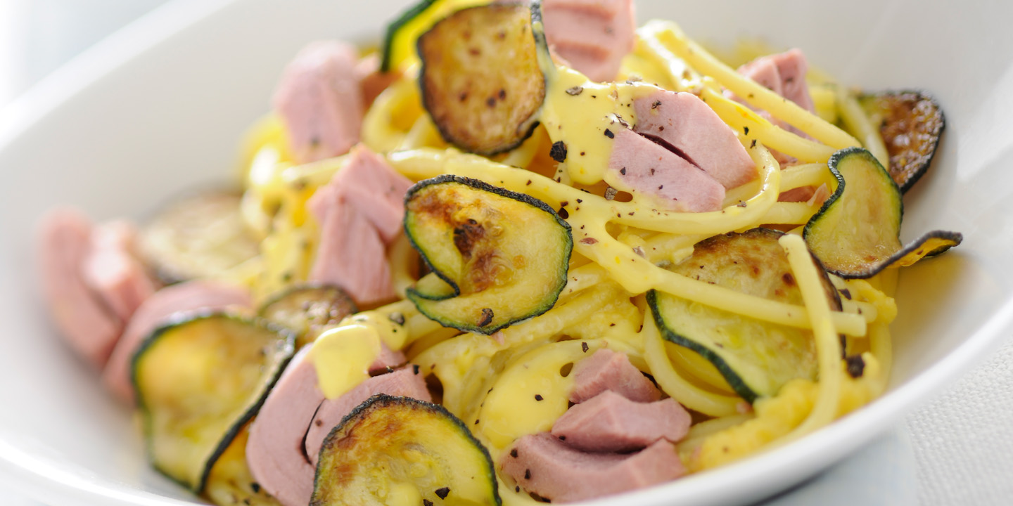 Spaghetti carbonara au thon et aux courgettes