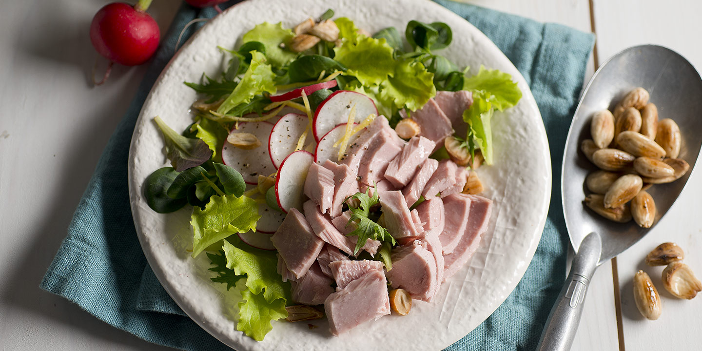 Salade de thon parfumée au citron